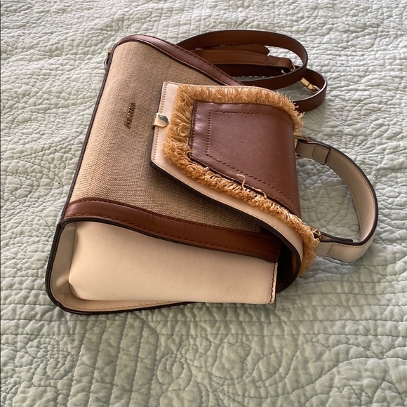 NWOT Nine West Crossbody Bag in Brown and Cream with Structured Design - Picture 3 of 8